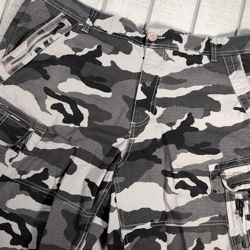 Ecko Unltd Shorts Men's 38 Gray Camo Cargo Ripstop Loose Baggy Cotton Military